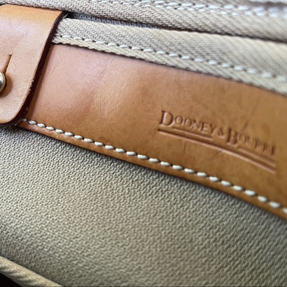 Vintage Dooney & Bourke Signature Logo handbag - Picture 8 of 10